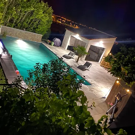 3 Chambres, Pool House *